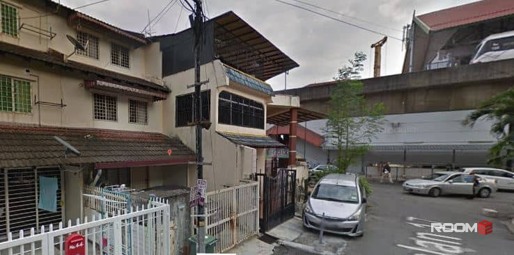 **MASTER ROOM WITH PRIVATE BATHROOM for rent @Desa Setapak, Wangsa Maju **
