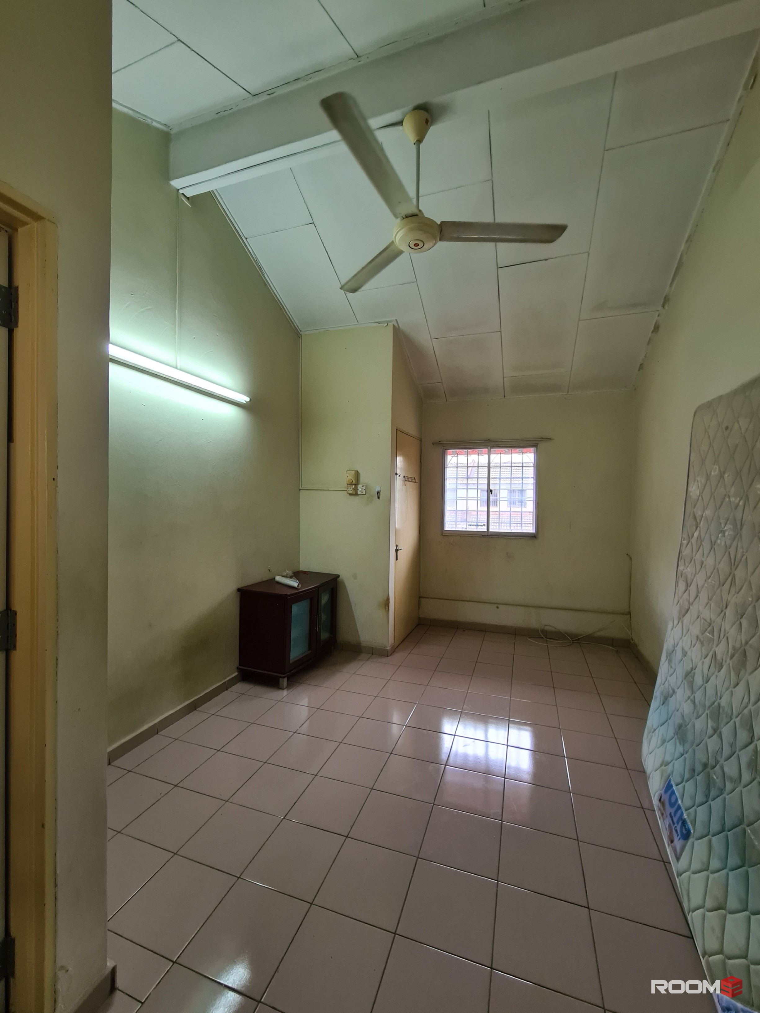 **Master room With Private Bathroom 🛁 FOR RENT**
