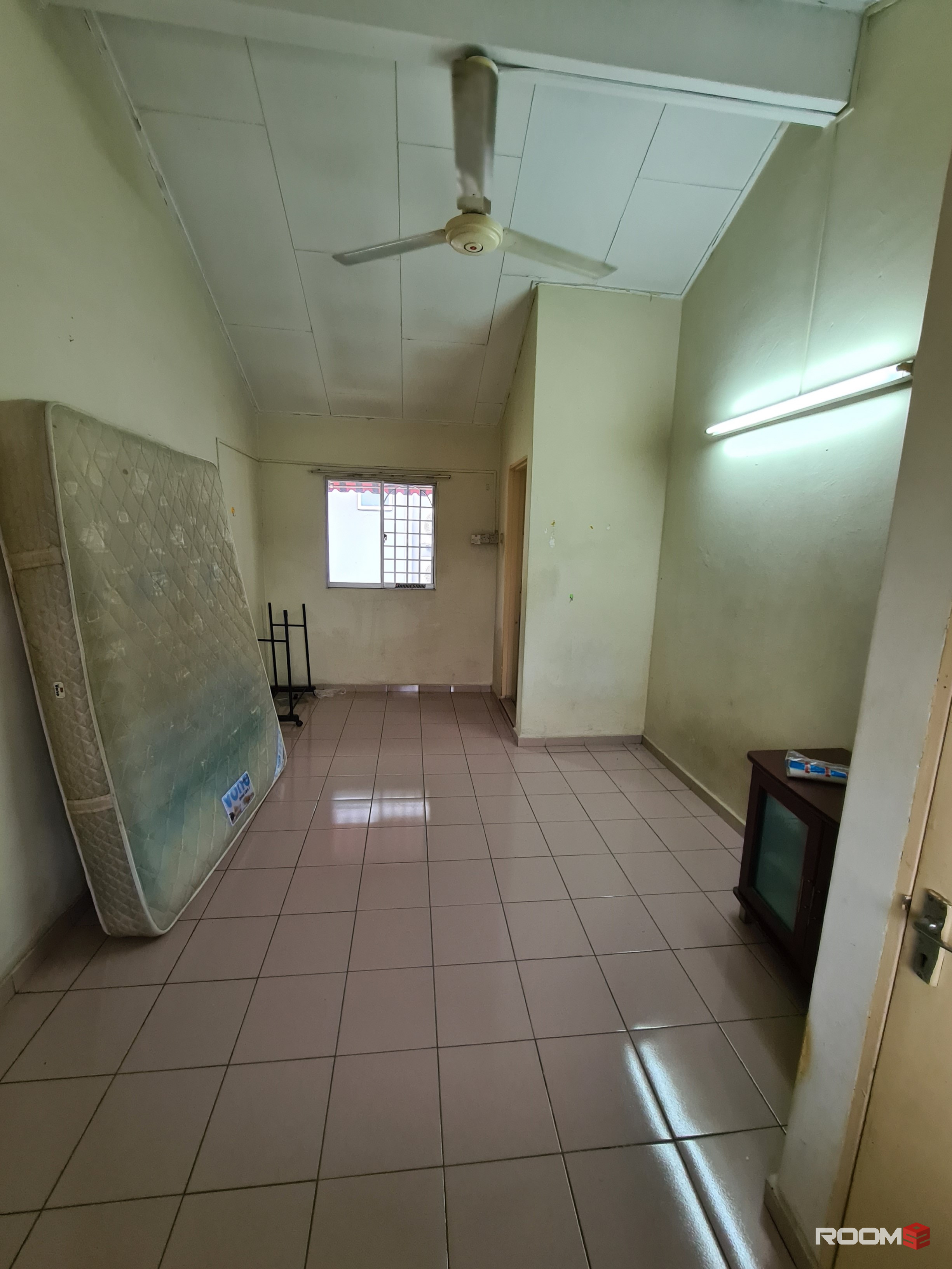 **Master room With Private Bathroom 🛁 FOR RENT**