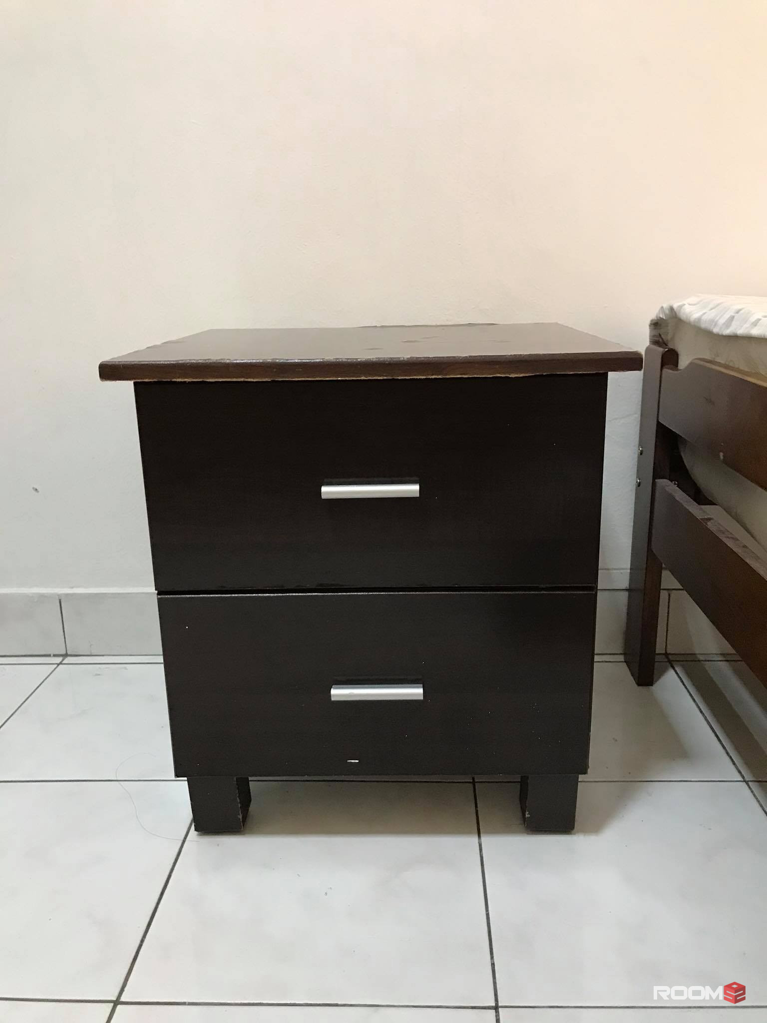 [Free wifi & utilities] Fully Furnish Middle Room