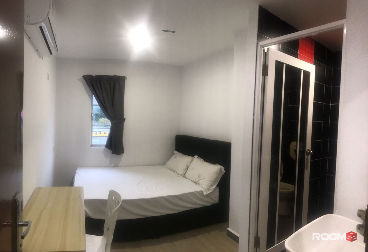 🔥 0 Deposit !! 🏨 [ SS4 Holmes Co-Living ] Fully Furnished Room with Private Bathroom & A/C for Rent !!