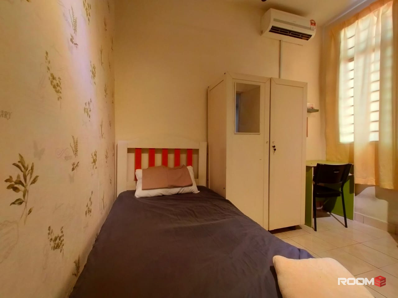 Single Room (Female Unit) Bandar Sunway Near Sunway Geo ,Taylor