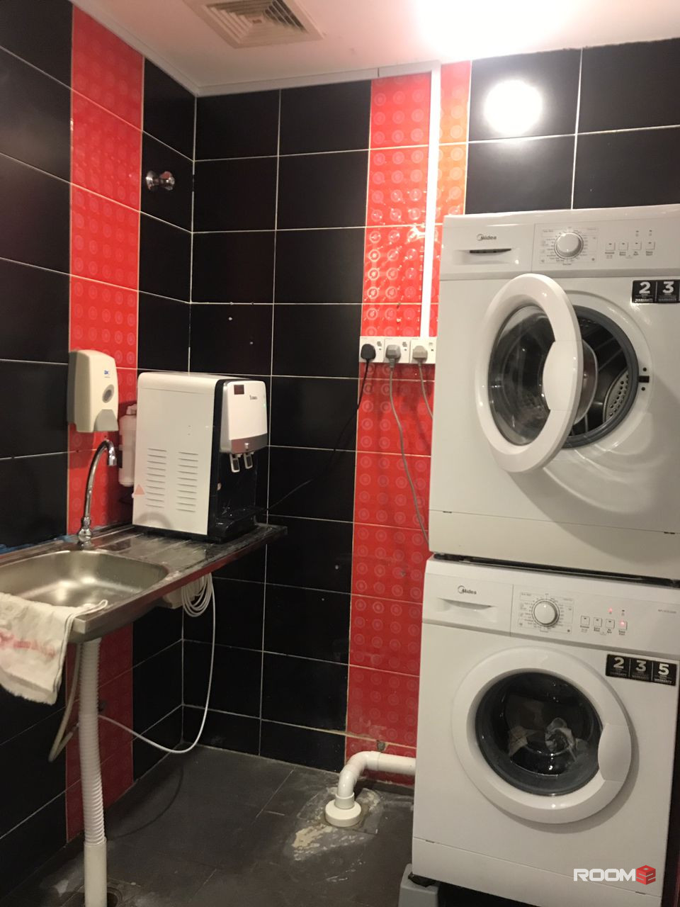 🔥 0 Deposit !! 🏨 [ SS4 Holmes Co-Living ] Fully Furnished Room with Private Bathroom & A/C for Rent !!