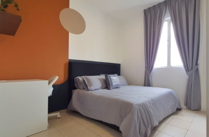 Casa Subang Master Room For Rent