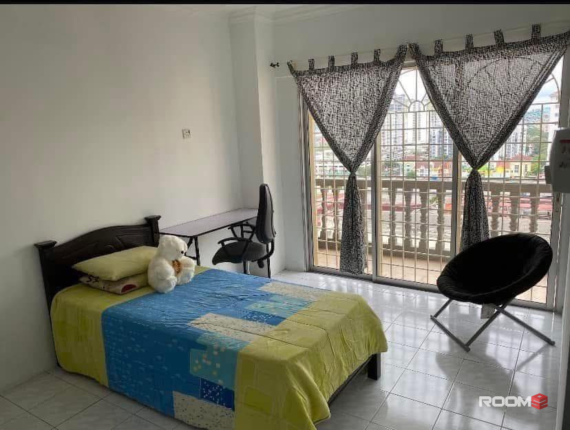 Bilik sewa Kajang Sg Chua dekat Bangi seksyen 7,8 (balkoni)