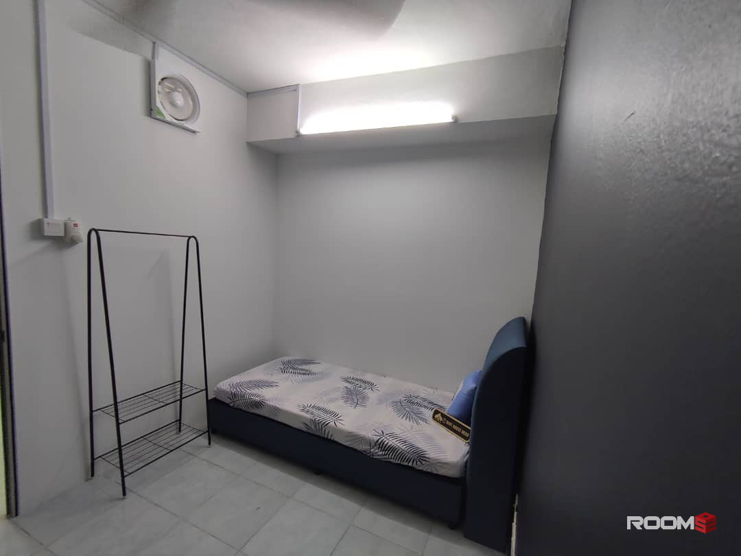 Single Room For Rent At Seri Kembangan, Bilik Sewa Seri Kembangan [🔥 👉 30% Off] Tmn Bkt Serdang, Taman Equine, UPM, Th