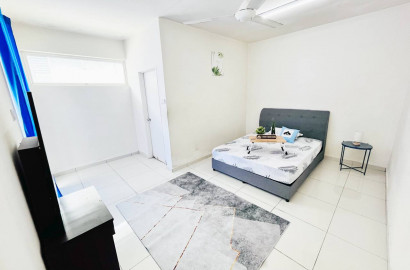Middle Room at Kajang, Selangor, Bilik Sewa Kajang [🔥 👉 POOL, KTM] Taman Nadayu 92, Bandar Teknologi, UKM, Reko, Henti
