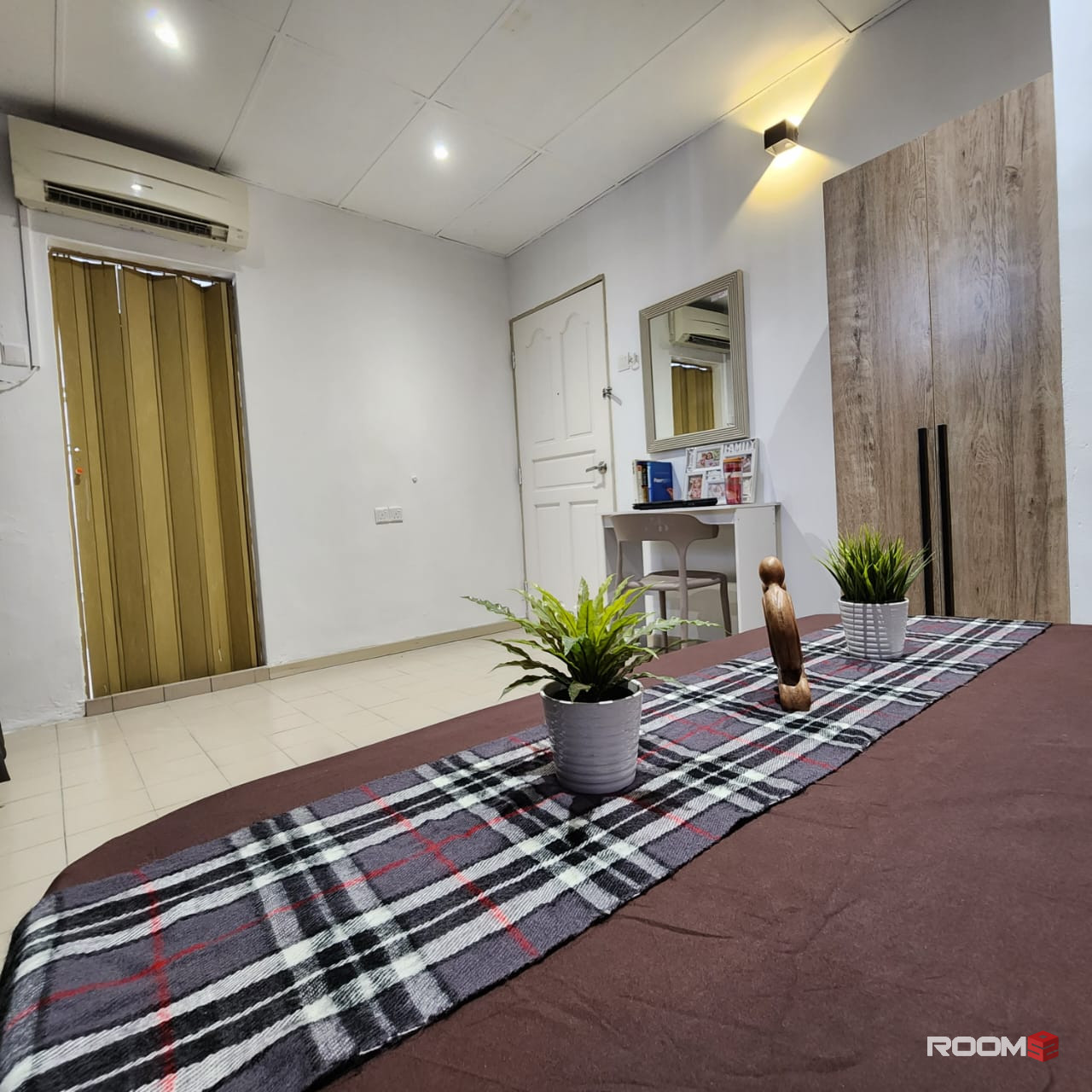 Room For Rent at Petaling Jaya at Damansara Uptown Near One Utama