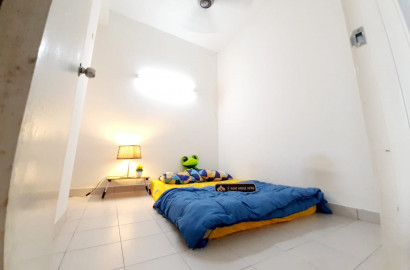 Middle Room at Puchong, (𝐍𝐎𝐍-𝐒𝐇𝐀𝐑𝐈𝐍𝐆) 👉  Bilik Sewa Puchong [Attached Toilet 🔥] Abadi Height, Kg Meranti, Bk