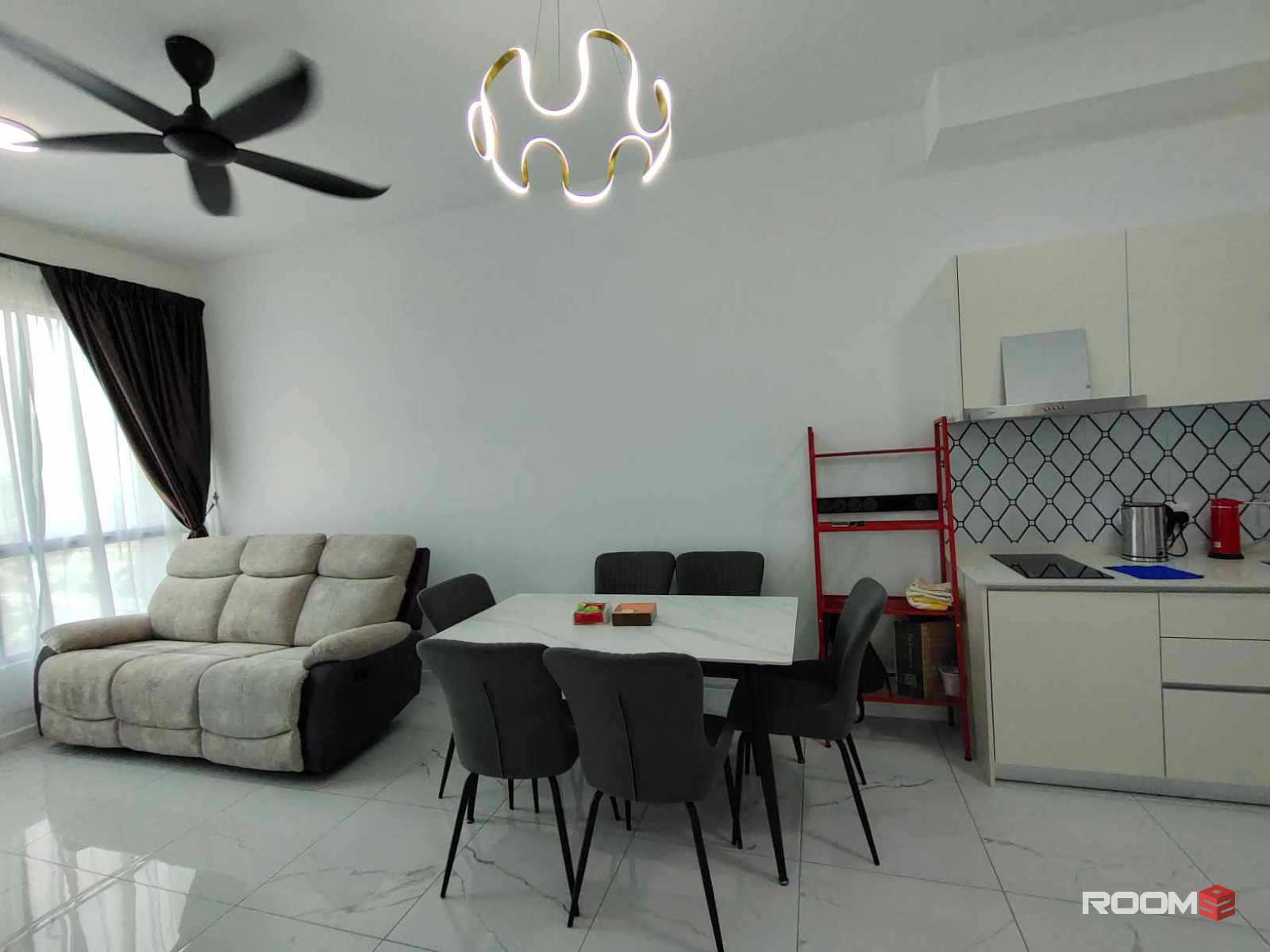 Cubic Botanical Fully furnished (Wi-Fi provided) with a breathtaking city view (Bangsar South)