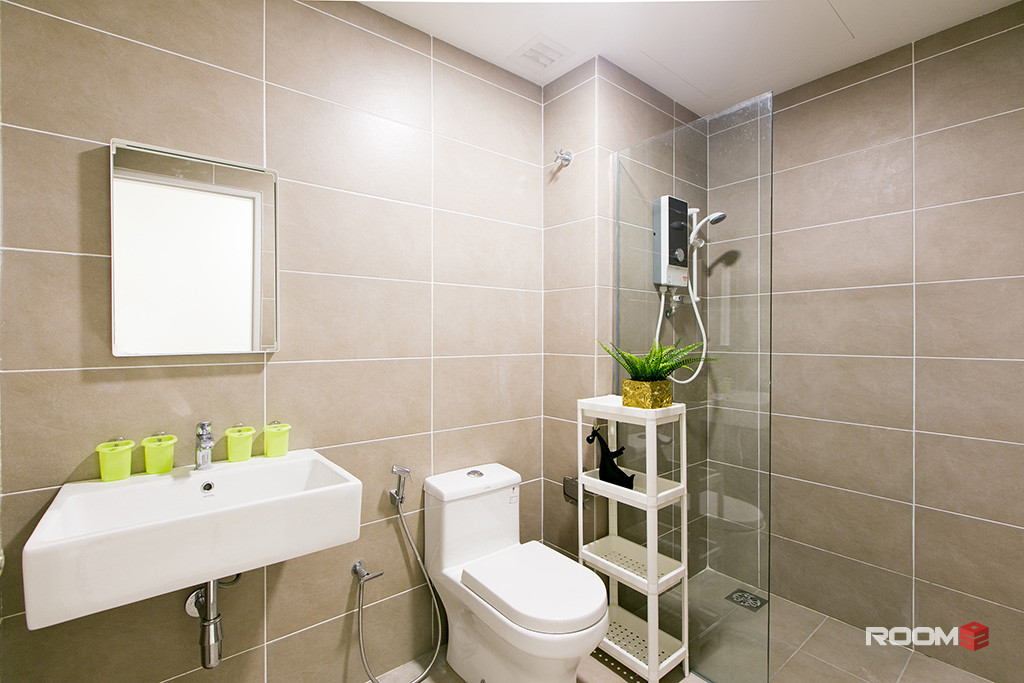 MRT LINKED SUPER LUXURY MASTER BEDROOM @DSARA SENTRAL