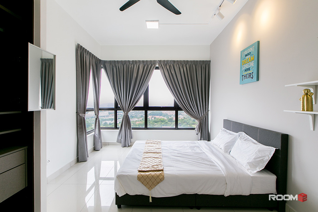 MRT LINKED SUPER LUXURY MASTER BEDROOM @DSARA SENTRAL