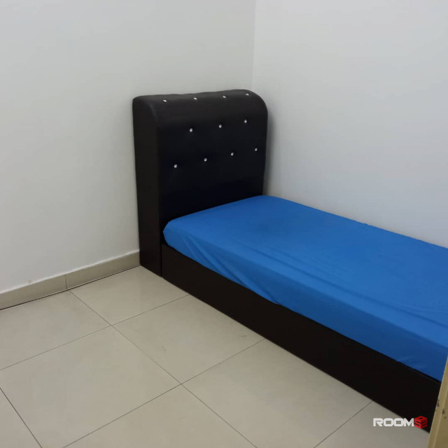 Landed Rooms available, Welcome Short Term / Urgent Move In