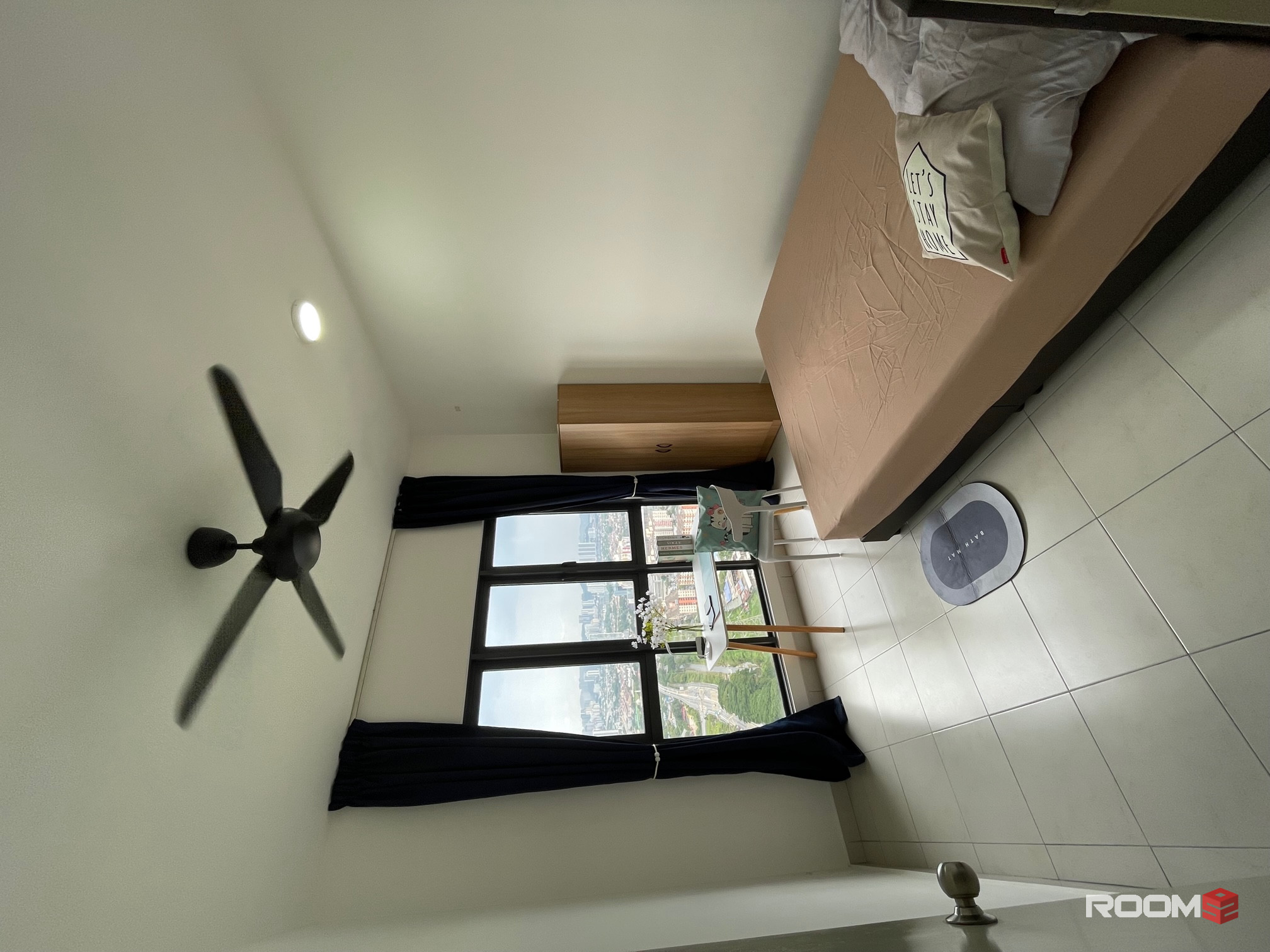 Medium Room for rent in Sentul