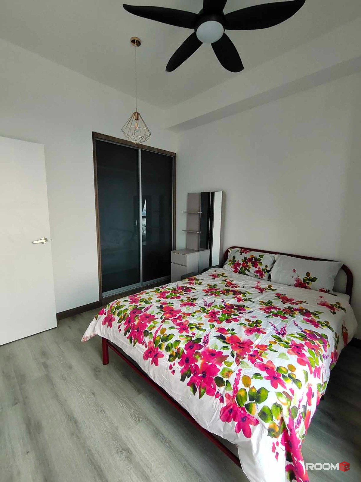 Cubic Botanical Fully furnished (Wi-Fi provided) with a breathtaking city view (Bangsar South)