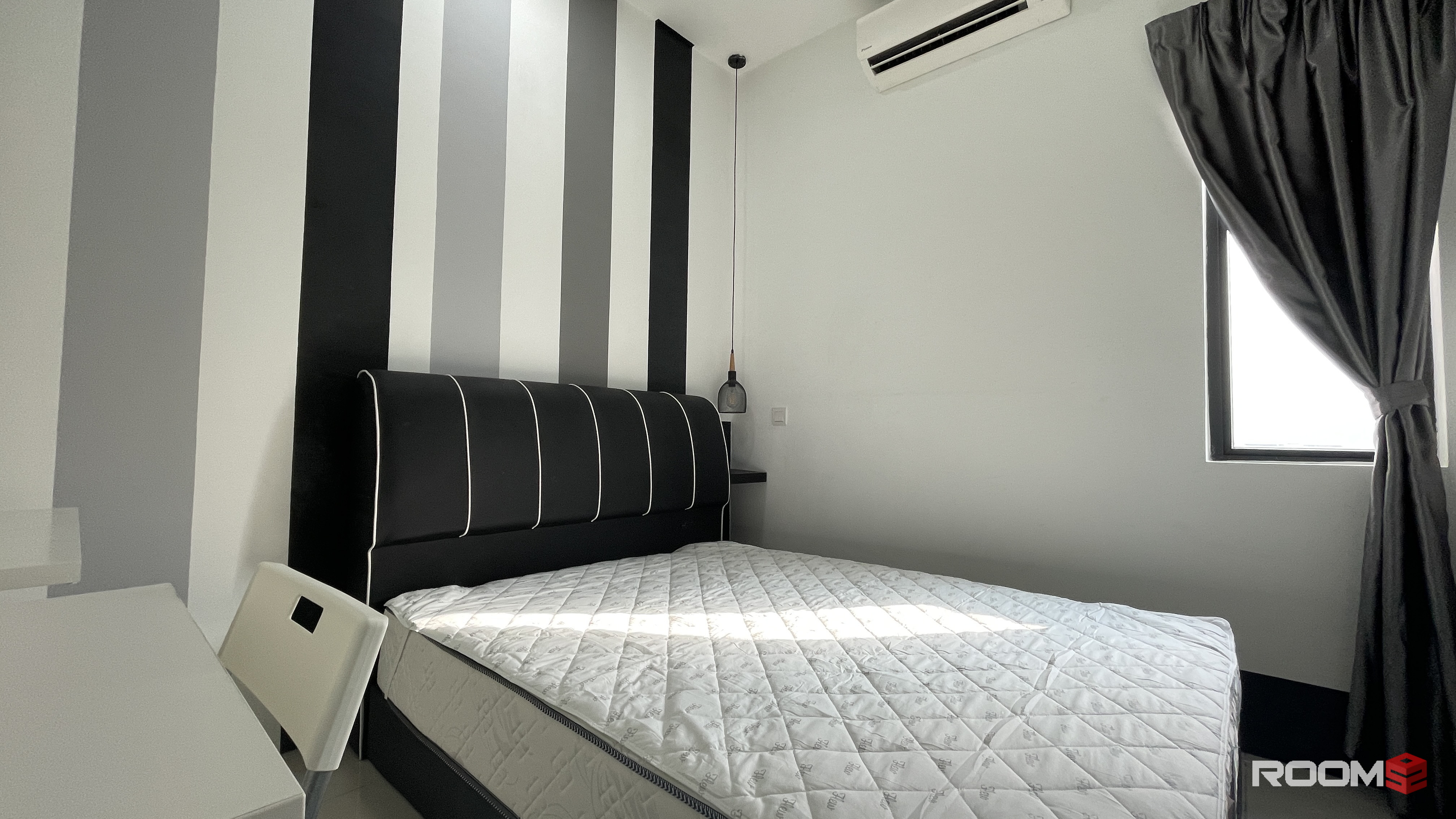 TARUC Queen Single Room