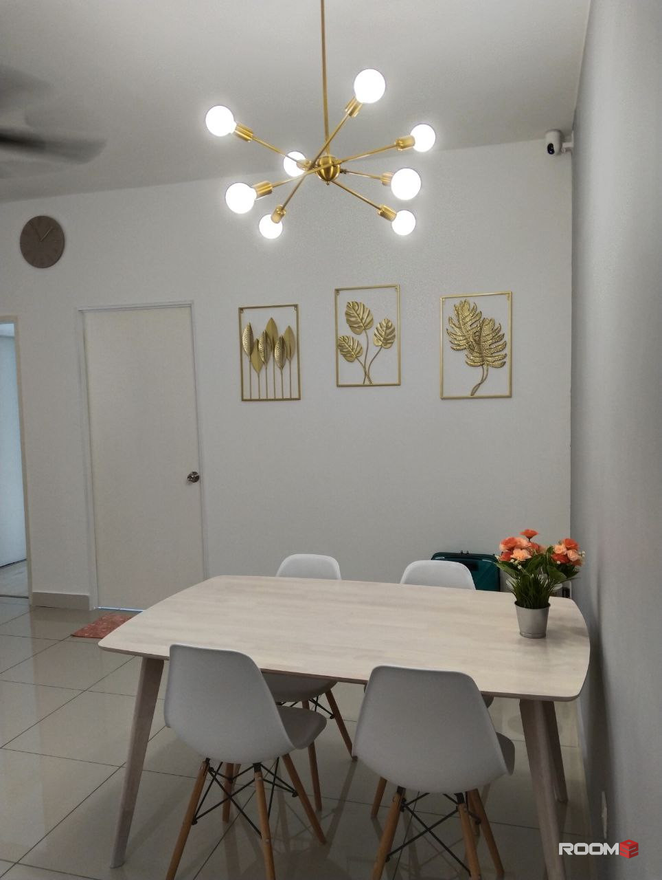 🏠 Master Room @ THE HOLMES RESIDENCE, BANDAR TUN RAZAK, CHERAS KL.