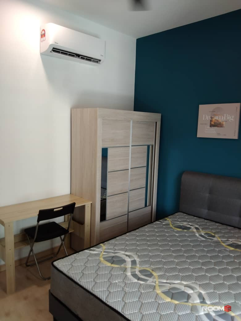 🏠 Master Room @ THE HOLMES RESIDENCE, BANDAR TUN RAZAK, CHERAS KL.