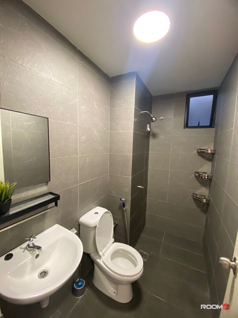 Majestic Maxim New Condo Unit Untuk Perempuan Sahaja