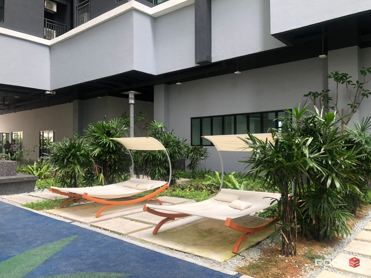 Single Room New Condo for Female Muslim Only