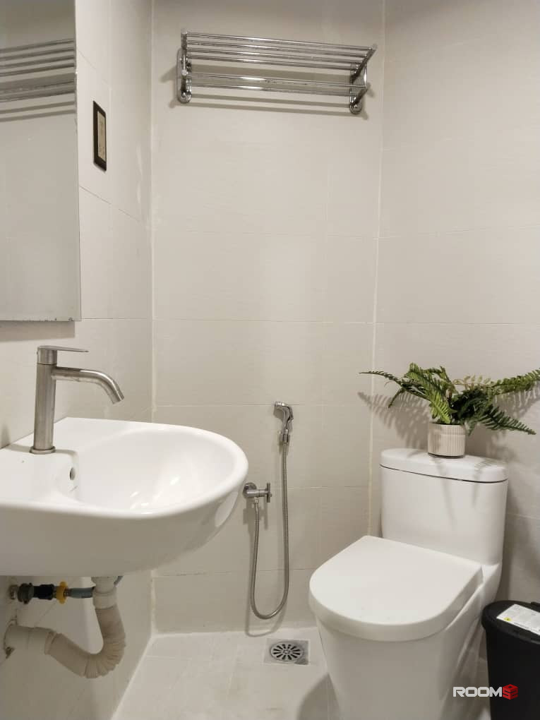Study at SEGi College ❓ Room for Rent attach Private Toilet at Masjid Jamek