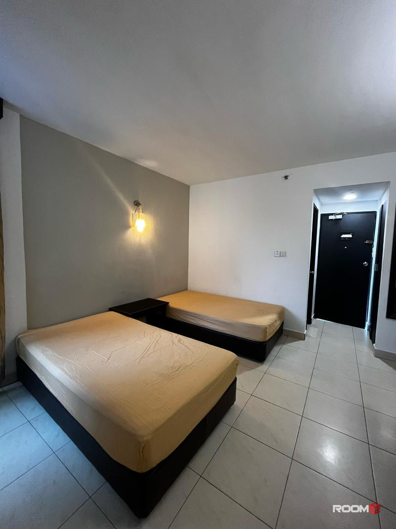 COZY PRIVATE ROOM FOR RENT IN JB