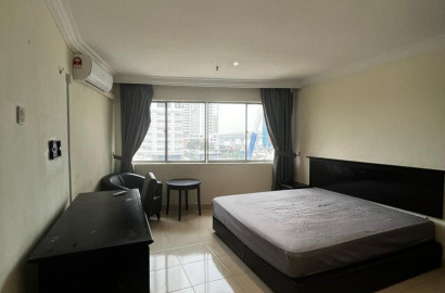 SPACIOUS PRIVATE ROOM FOR RENT IN JB