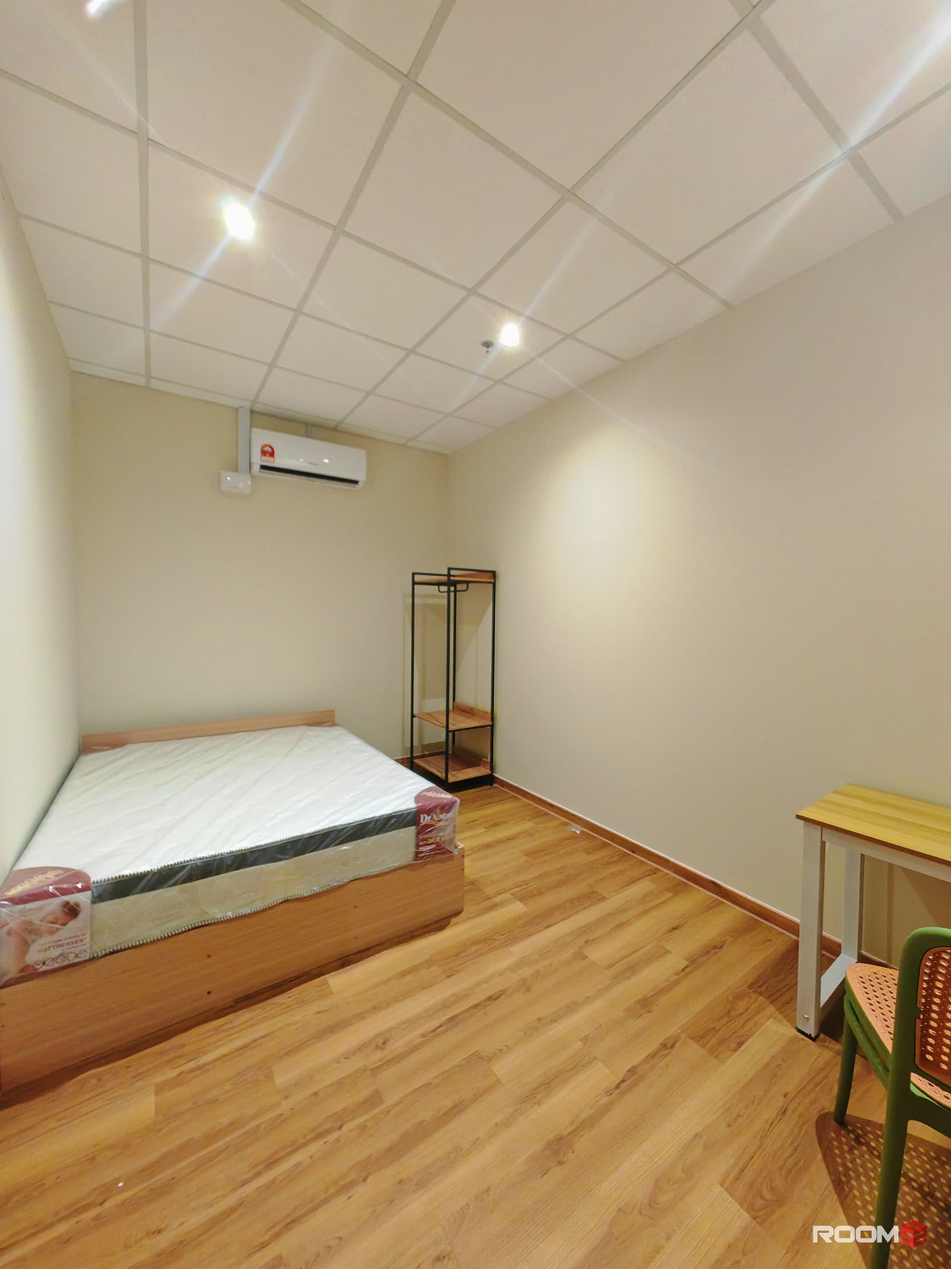 Zero Deposit🔥Old Klang Road Condo Verve Suites Room For Rent , Easy Access Mid Valley ,  Move in Ready