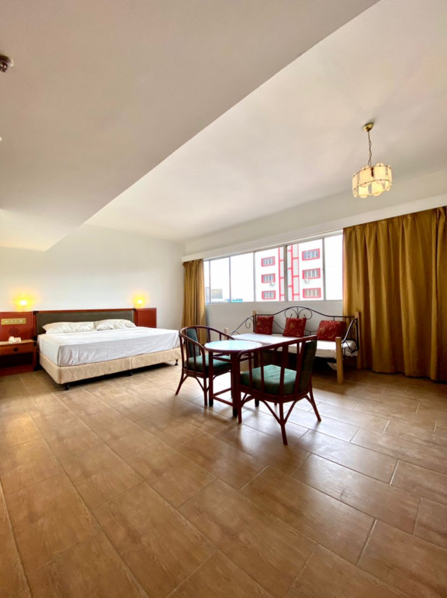 Limited Spacious Master Room Available @ Chow Kit  ( Nearby SOGO , UUM , Hospital Kuala Lumpur )