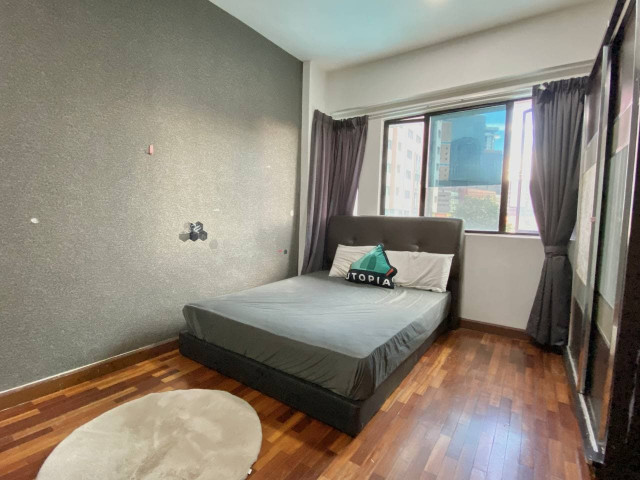 NO Deposittt Zero Deposit ❗❗ Large Full Furnished Room at Luxury Condo ✨Close to LRT PWTC, Shopping in Sunway Putra Mall🤩
