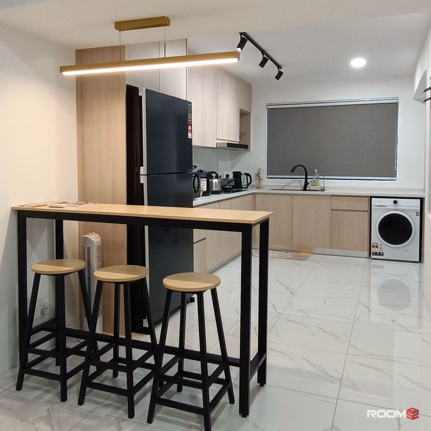 [Middle Room] Near Sunway/Icon City/Paradigm Mall/Kelana Jaya/SS2/SS3