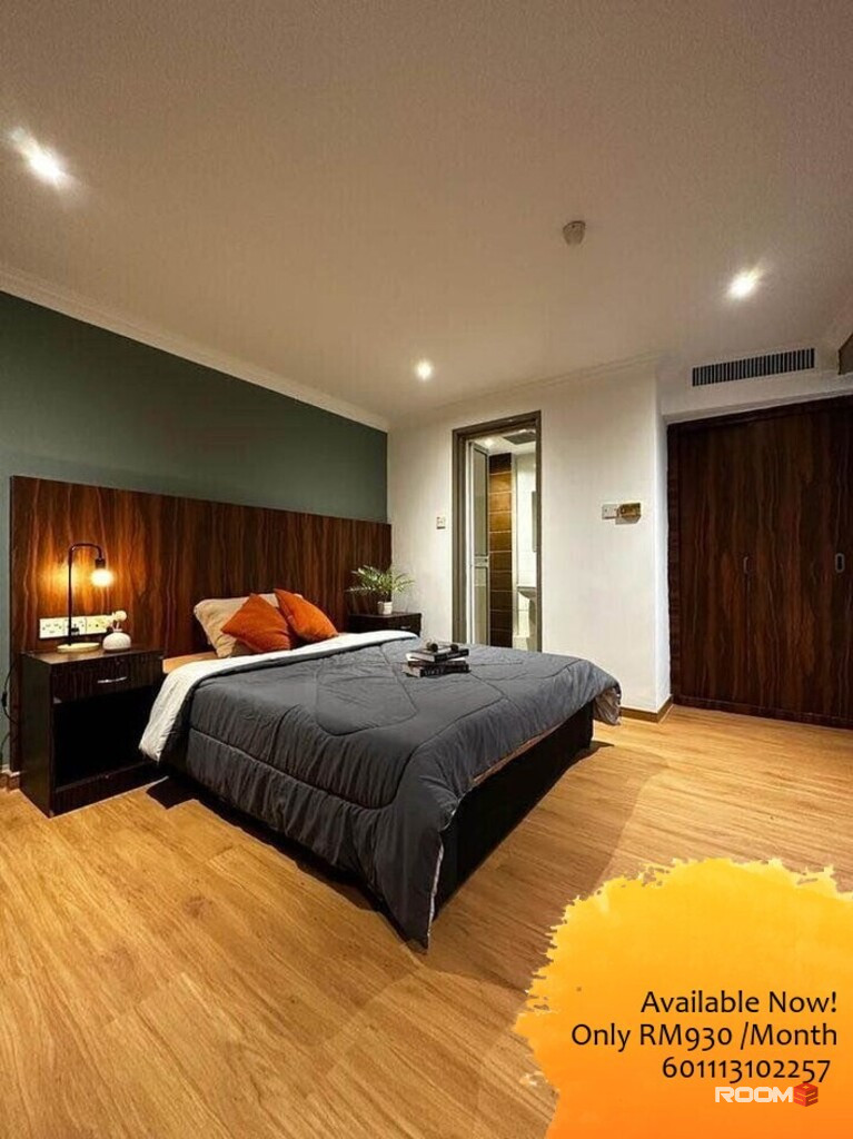 Fully Furnished Hotel Master Room w/ Private Bathroom@Jalan Raja Laut, Chowkit KL