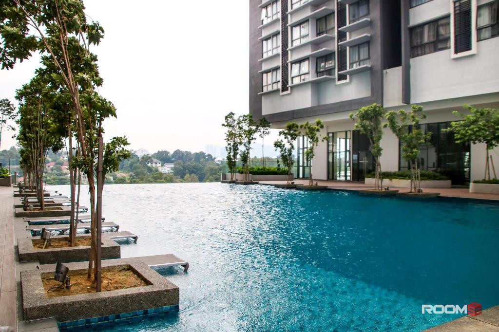 Residence Suasana Damansara Damai Small Room for rent