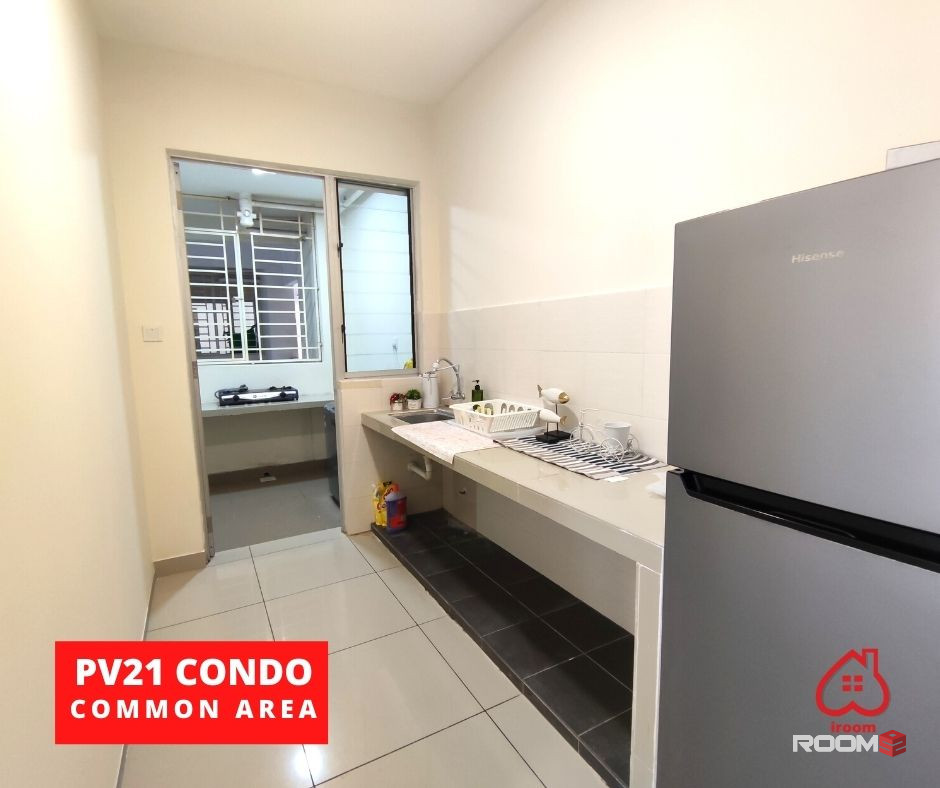 [ZERO DEPOSIT] Room for rent at PV21 Condominium