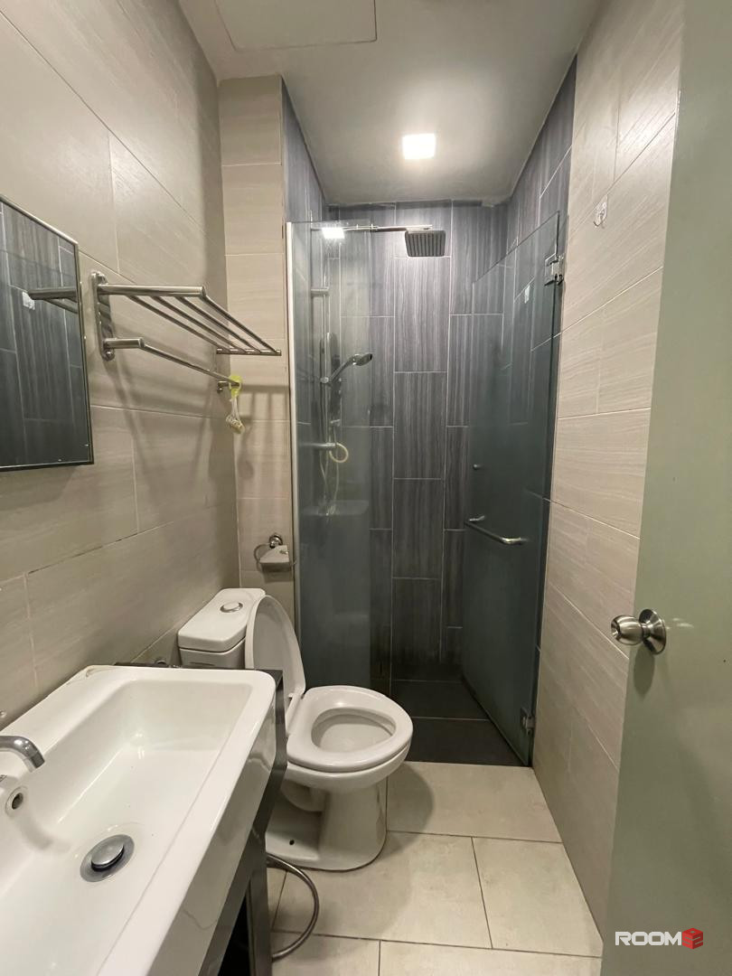 🚶🏻‍♀️7MINS WALK TO PUDU LRT,✨ 6 STATION to KLCC✨, LIMITED Co-Living Concept,🤩MASTER ROOM🤩 With Attach Private Bathro