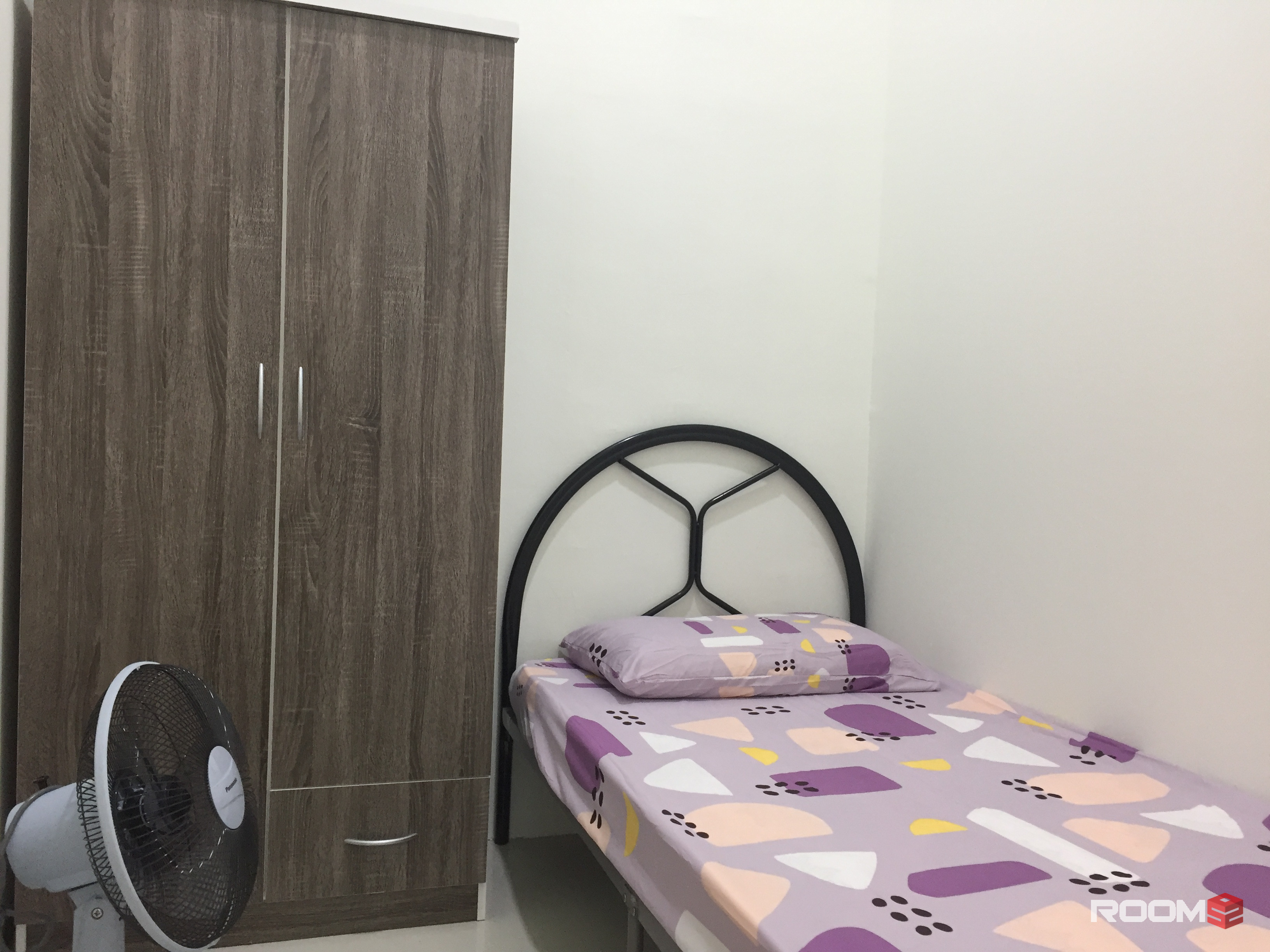 Trillium, Medan Niaga Tasik Damai, Lake Fields, Sungai Besi, Sungai Besi LRT Station