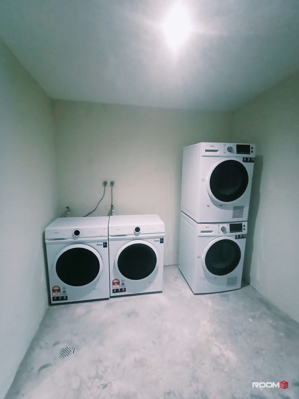 0 deposit room, open for foreigners 💥🔥. 5 min walk to LRT / MRT Pasar Seni 🚎🚶