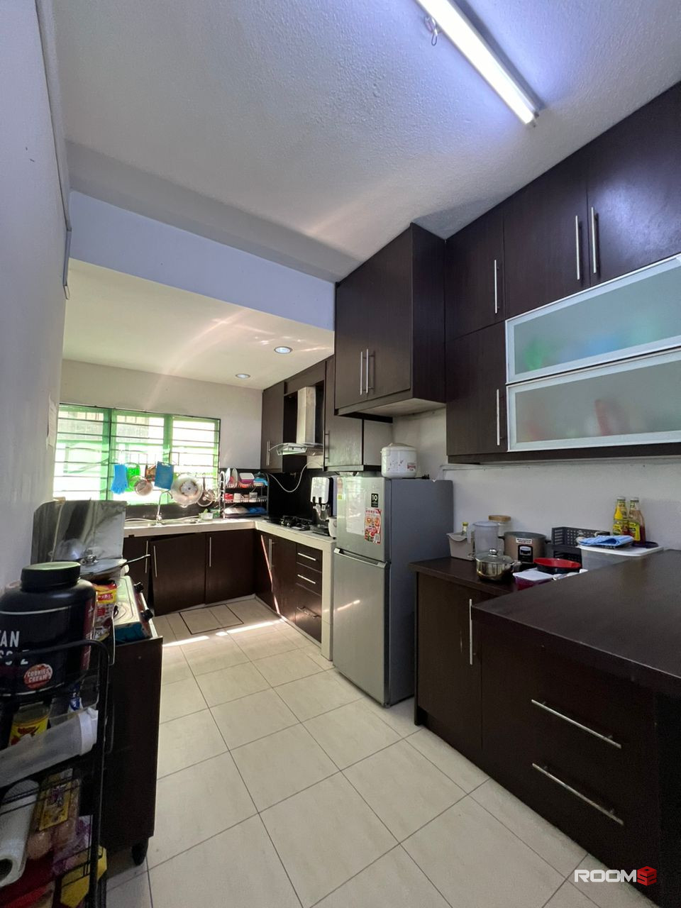 Zero Deposit Room at Petaling Jaya📍 Free High Speed Wifi🌐 Move-In Immediately💥
