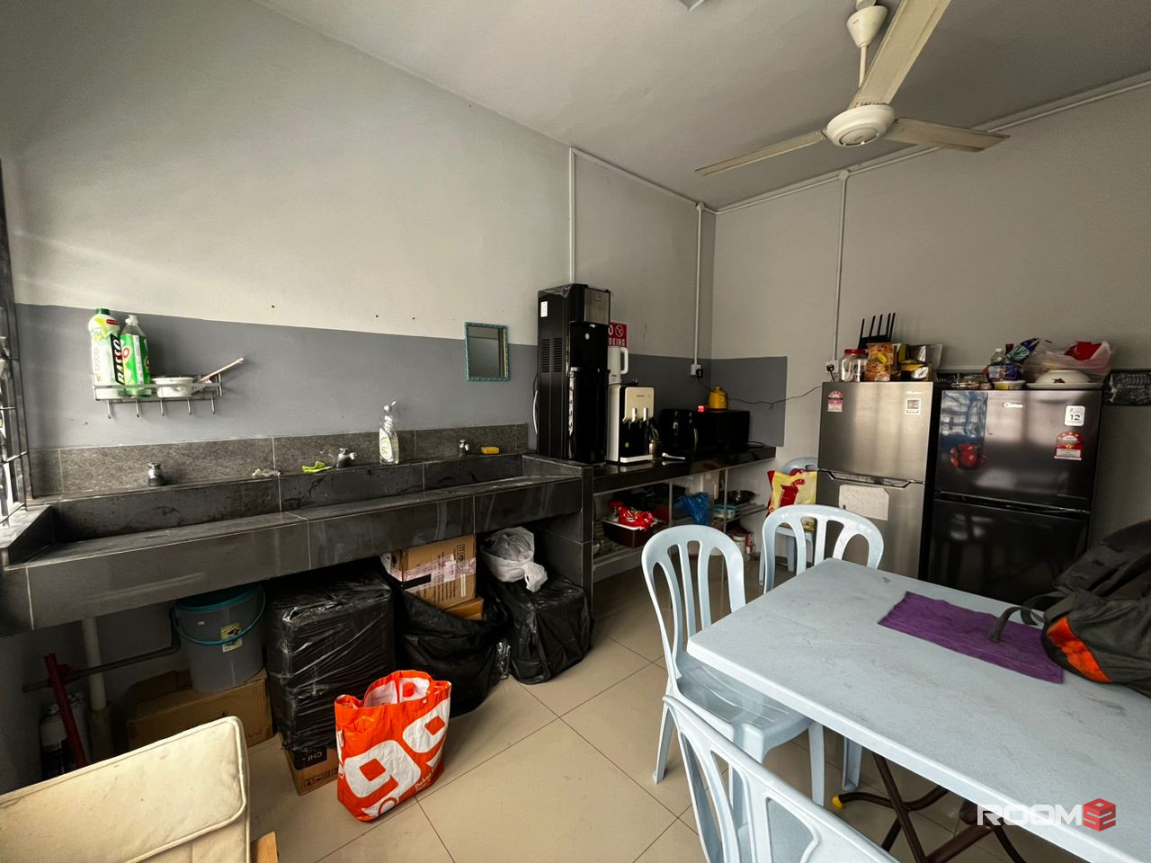 5 MINS WALK TO BUS STOP 🚏 | MALE UNIT AT TAMAN CONNAUGHT 💯