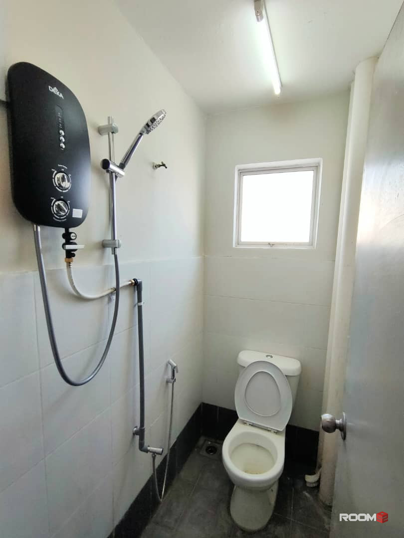 Room for rent in shah alam technology park