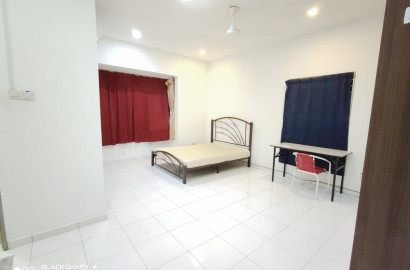 Master Room with private bathroom  For Rent Alam Nusantara Setia Alam