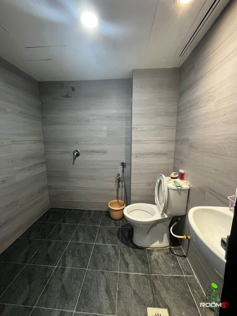 🔥Limited time offer 🔥female unit single bedroom🛋️ 3 mins to monorail chowkit