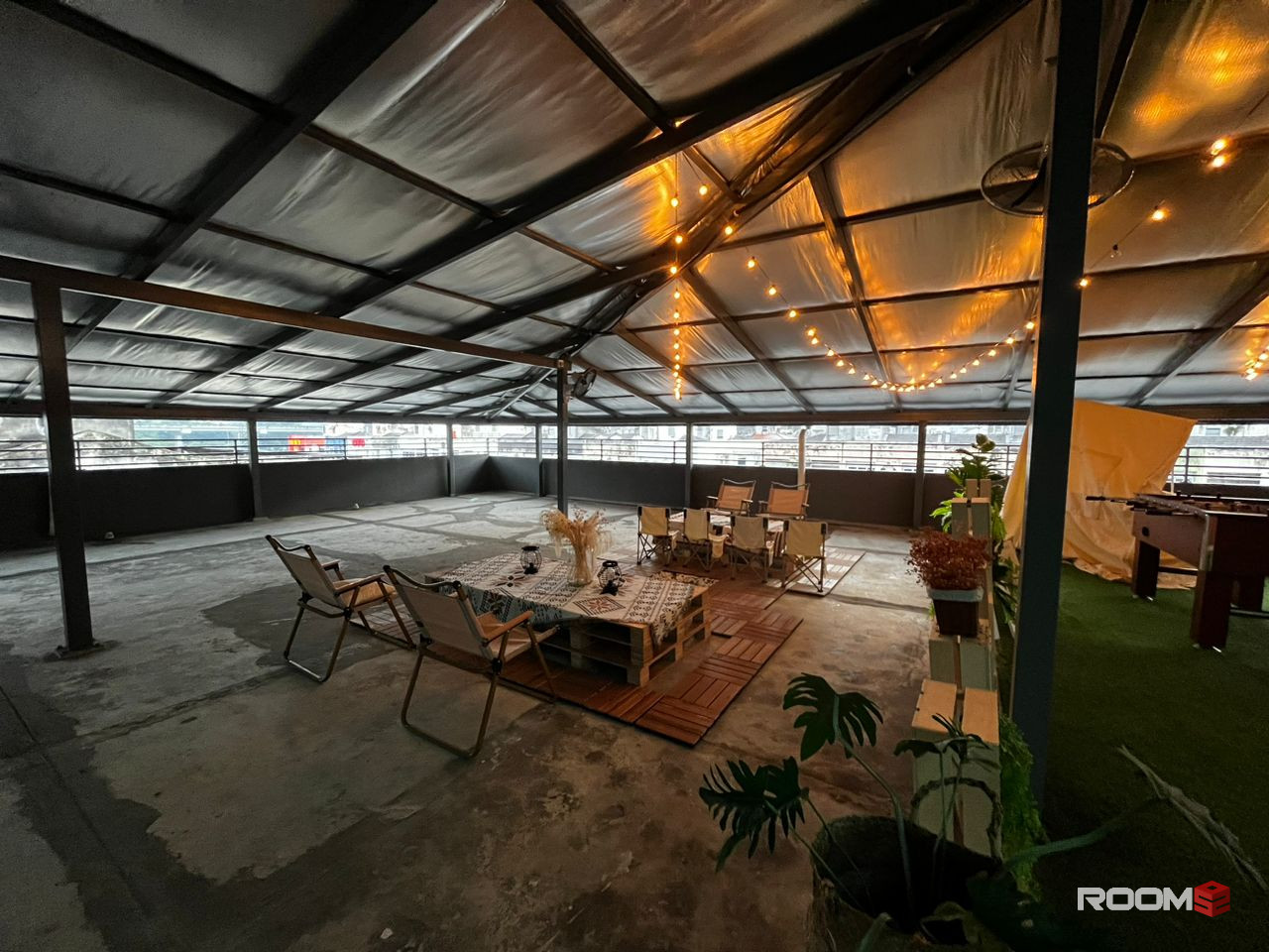 8 mins walking distance to MRT/LRT MALURI 📍🎉