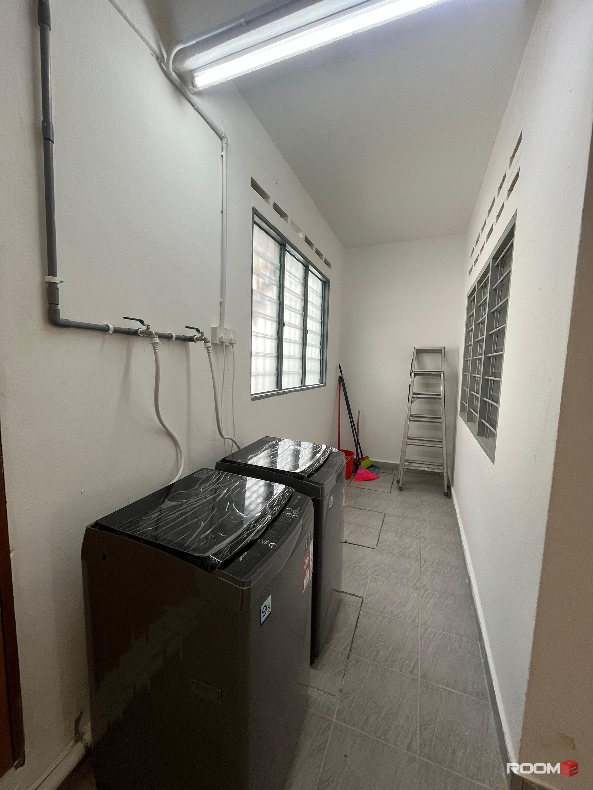 🏠 Cozy Room | 🚶‍♂️7 Mins to MRT Kentonmen | 🚆9 Stops to TRX