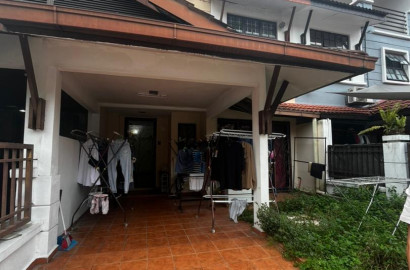 Move in end of may / early of june💥. 0 deposit room in bukit jalil✅. Near to LRT alam sutera🚎🚶