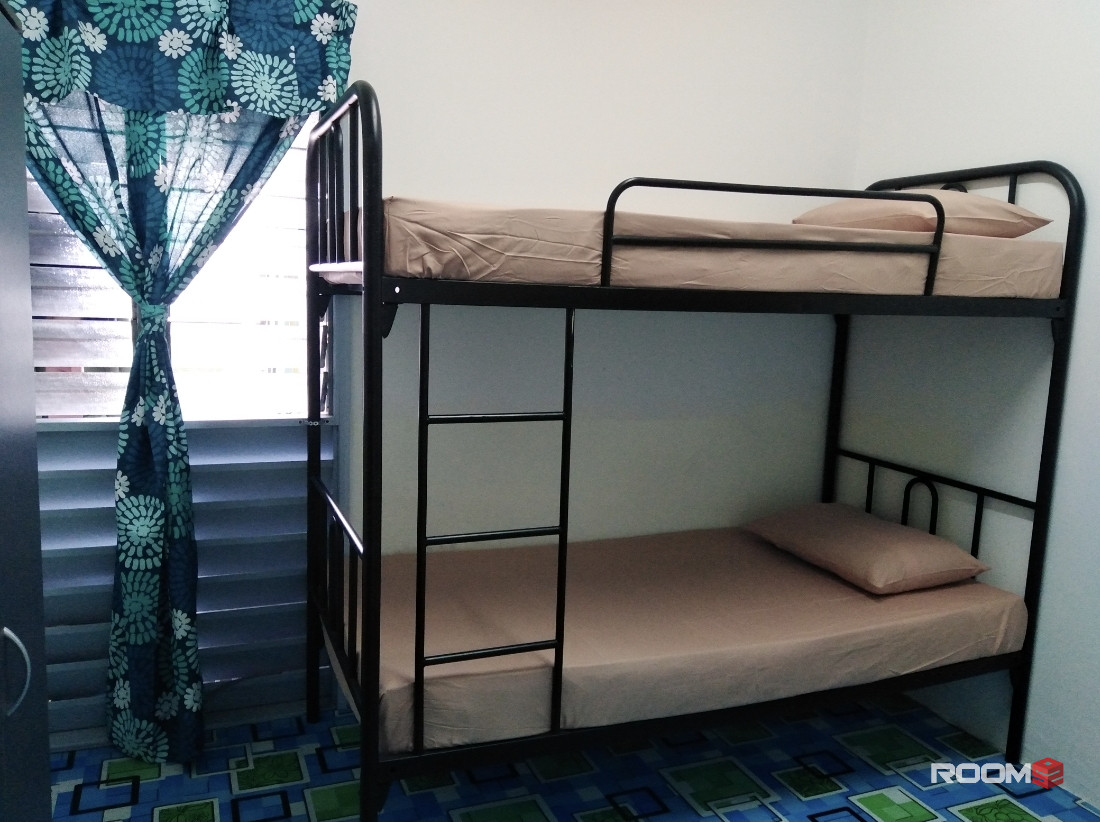 No Contract - 1st floor