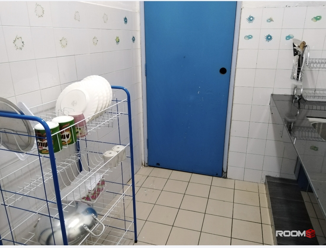 No Contract - 1st floor