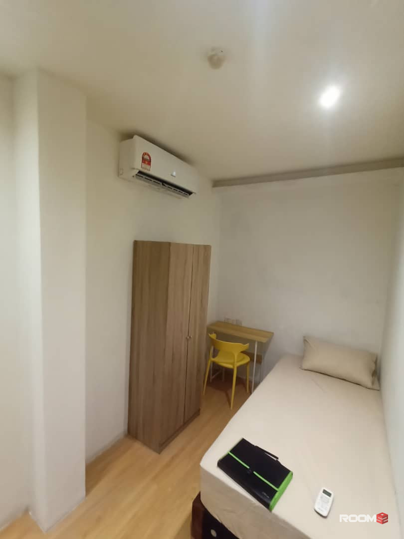 Room for rent 10 min to TDCX / Concentrix 📌 0 deposit room private bathroom🔥