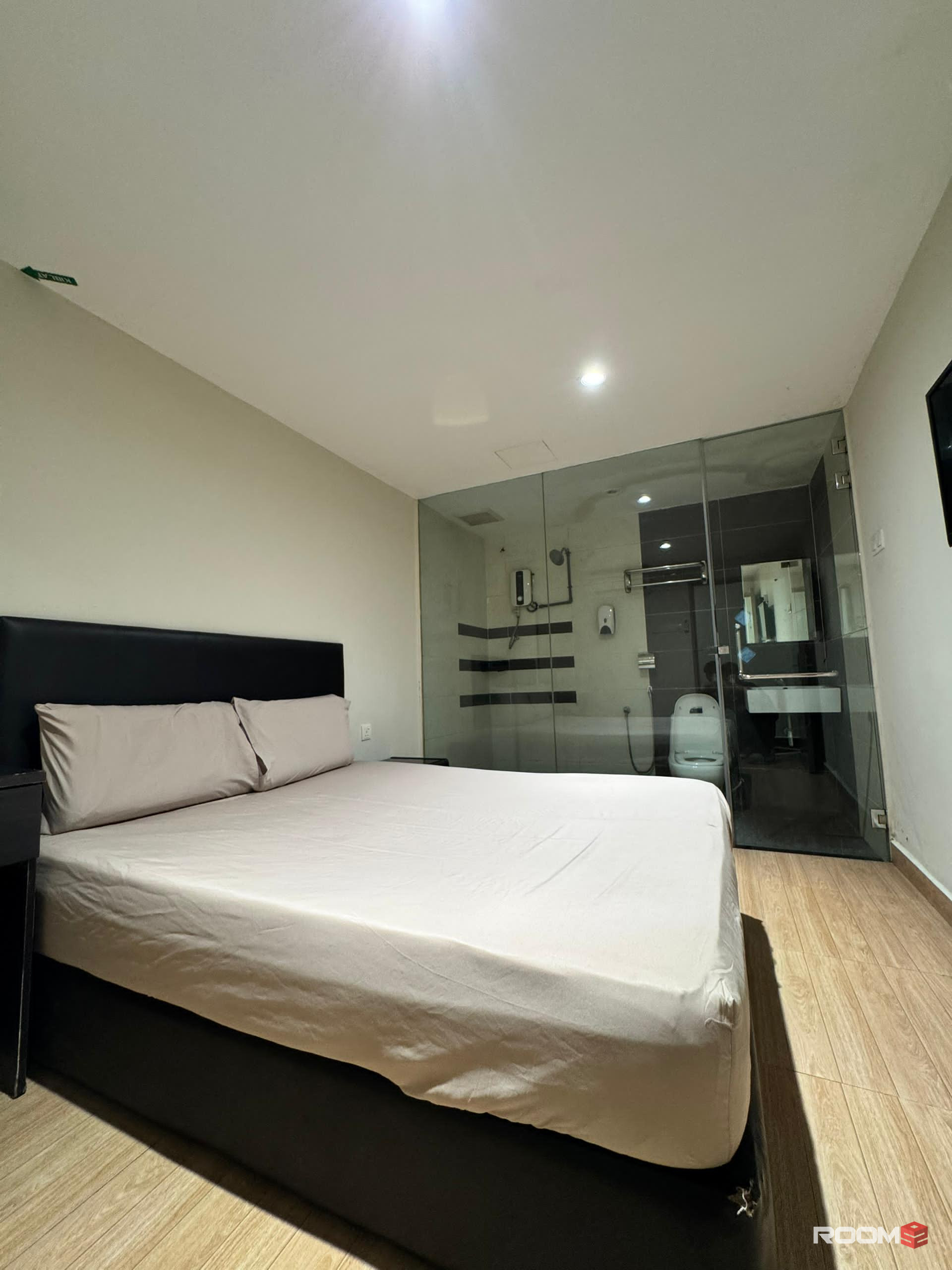 Nearby Taman Intan📍 0 Depo❗3 Mins Walk to Intan Millennium Square🛒🛍️