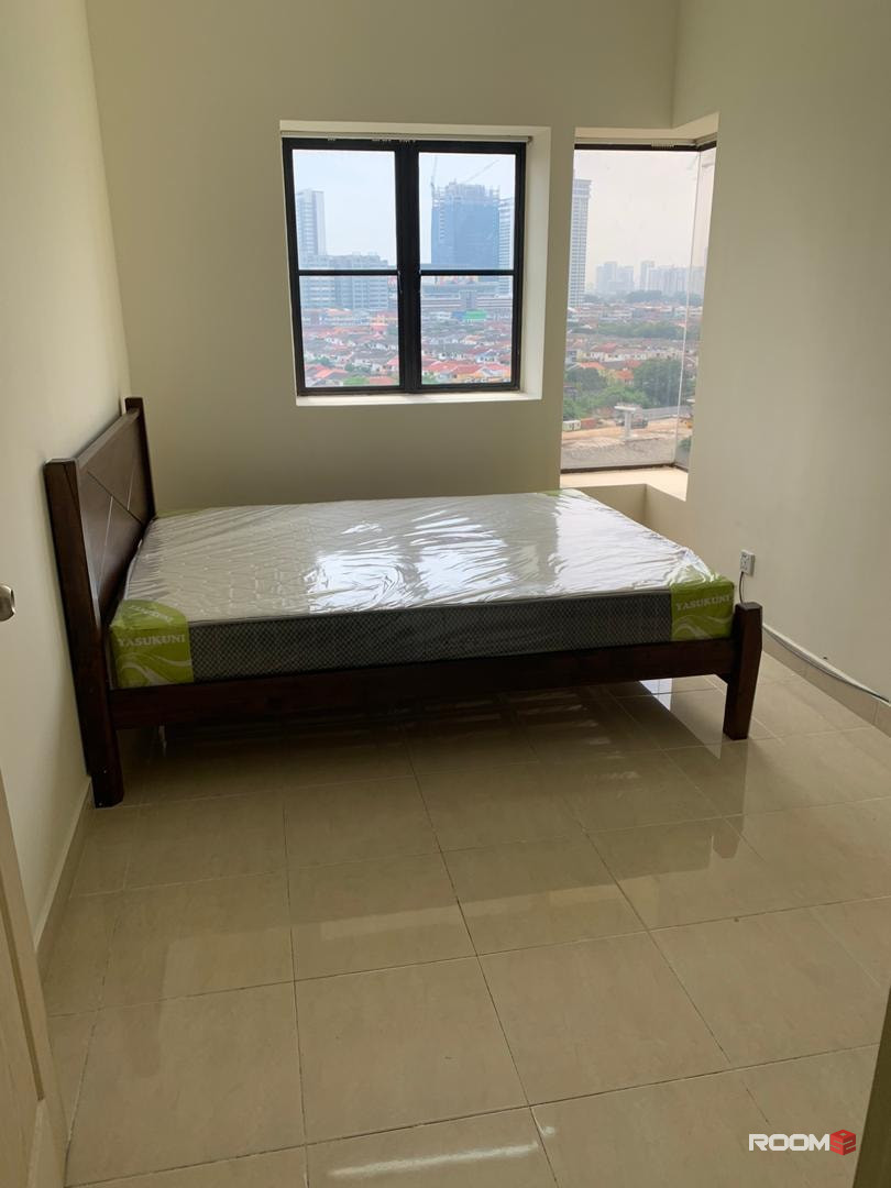 FEMALE MIDDLE ROOM AT PELANGI UTAMA CONDO